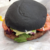 えっ？！ これ食べられるの？！ 本日発売開始の真っ黒な黒いハンバーガーを食べてきた